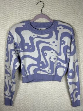 Hollister Lavender & White Floral Wave Crewneck Sweater
